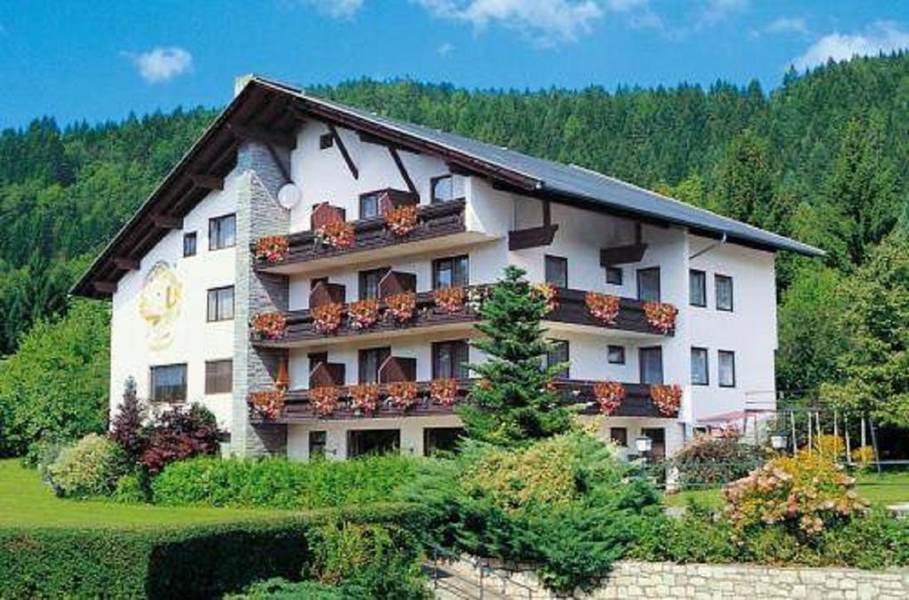 Appartementhaus Sonne Millstatt Buitenkant foto